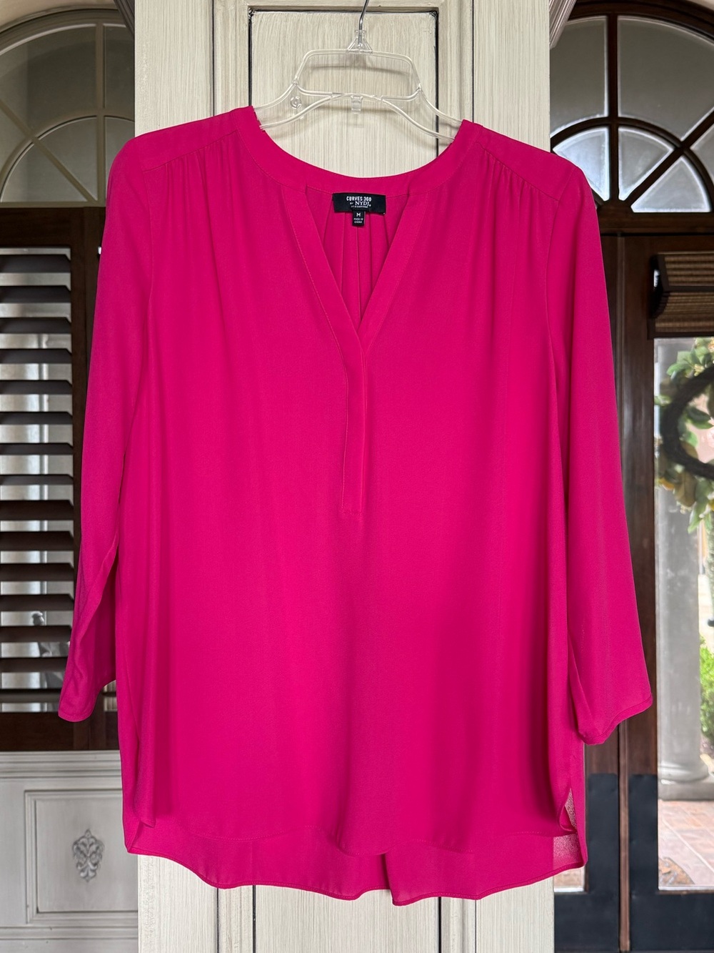 Curves 360 by NYDJ Women's Fuchsia Split-Neck Blouse Size M
